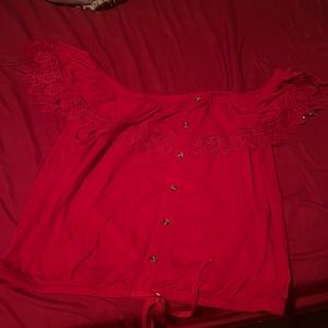 This red cropped shirt